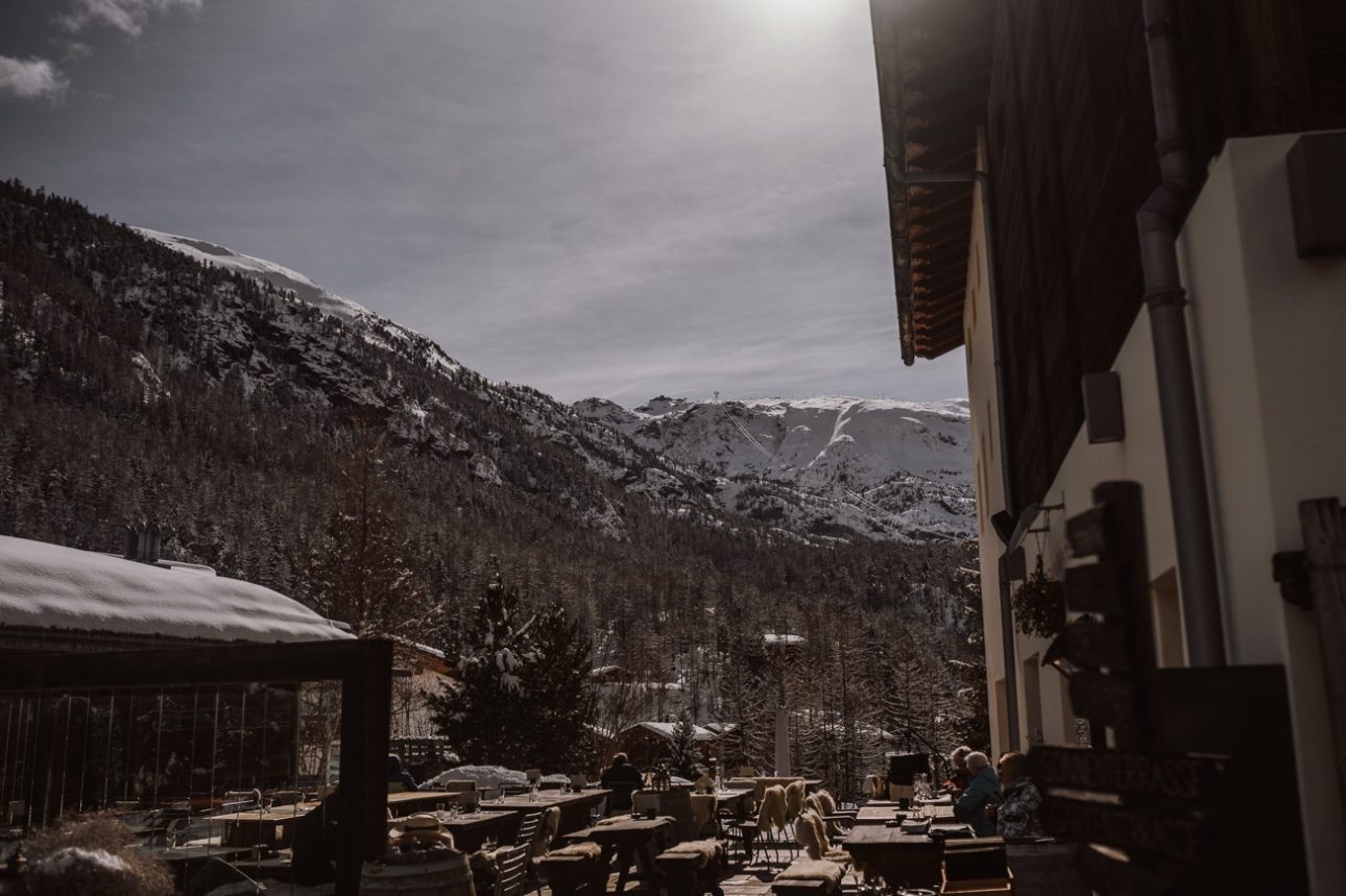 02 session photographer switzherland wedding zermatt couple