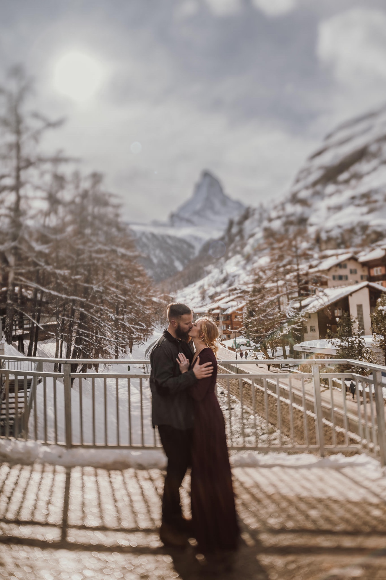 14 session photographer switzherland wedding zermatt couple