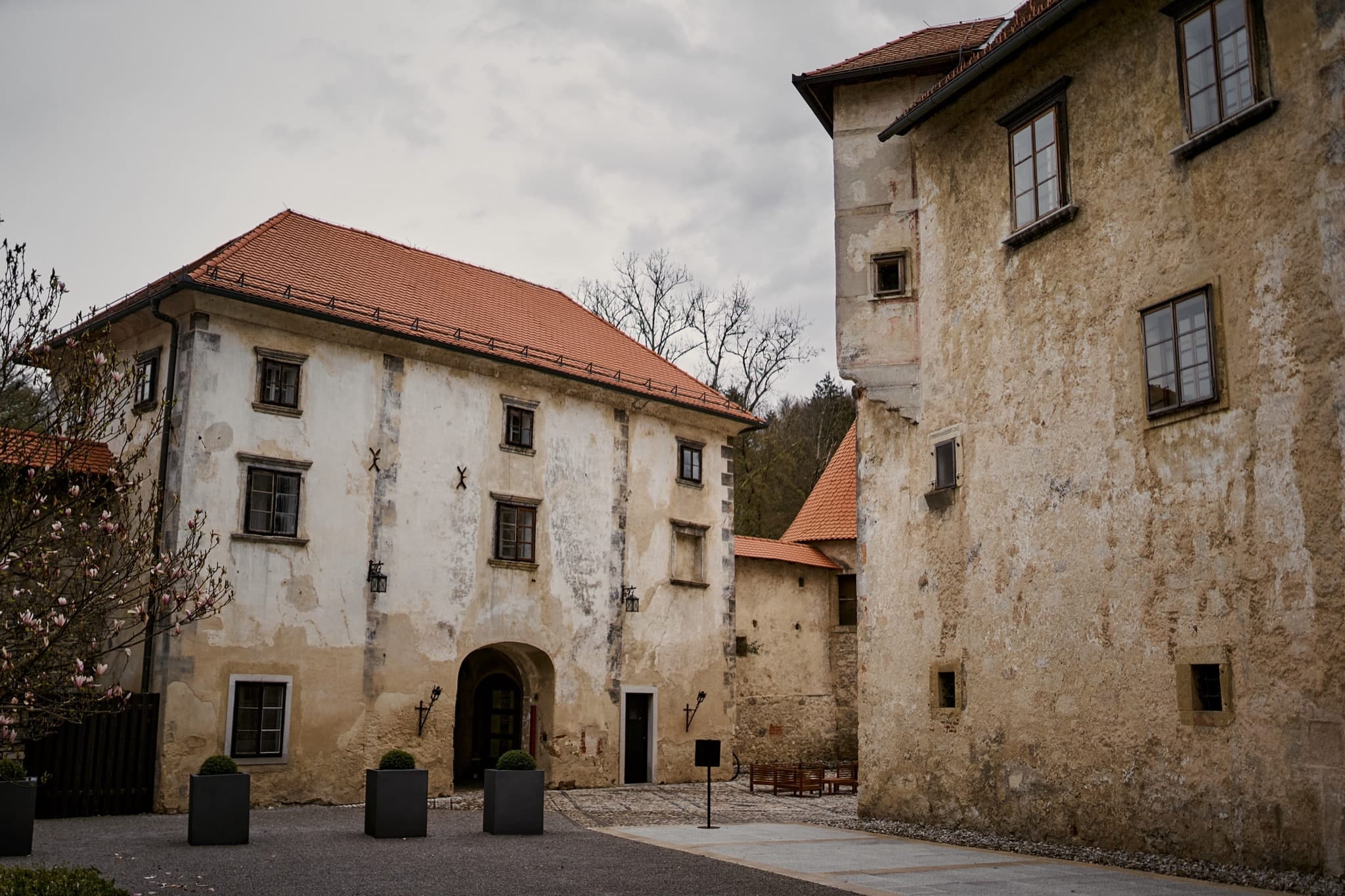 Otocec Castle,Slovenia wedding photographer,Destination wedding,Wedding planner,Chateau Otočec.