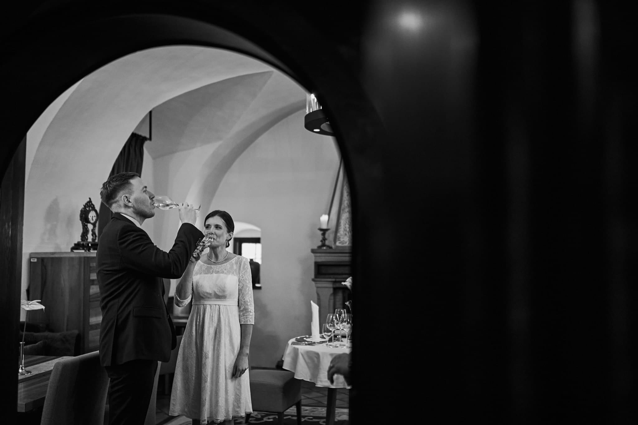 Otocec Castle,Slovenia wedding photographer,Destination wedding,Wedding planner,Chateau Otočec.